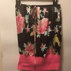 Victoria’s Secret Strapless Top